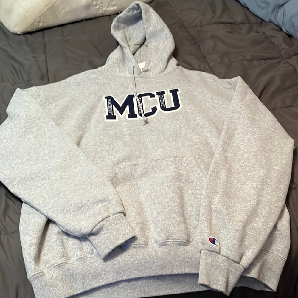 Marymount, California, university. Sweatshirt